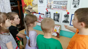 Беседа «Маленькие герои большой войны» Беседа «Маленькие герои большой войны».